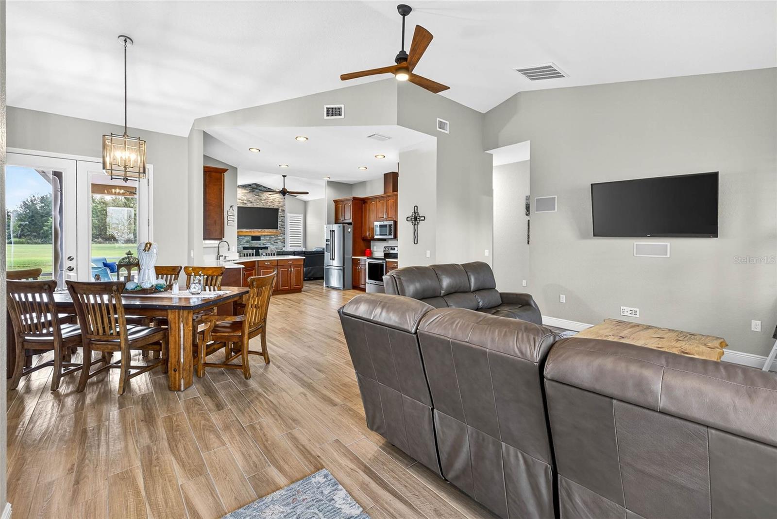 ZEPHYRHILLS COLONY CO - Residential