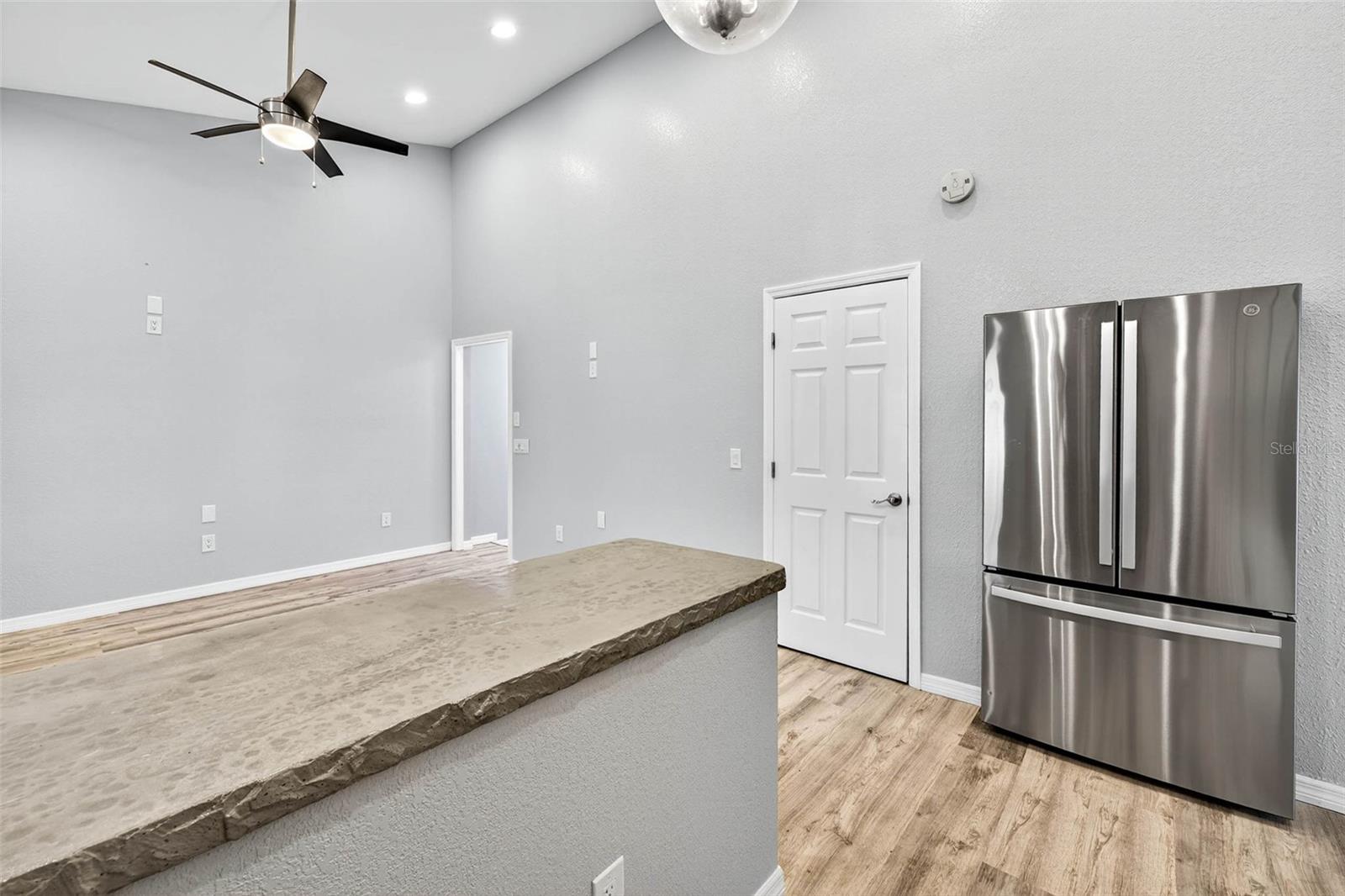 ZEPHYRHILLS COLONY CO - Residential