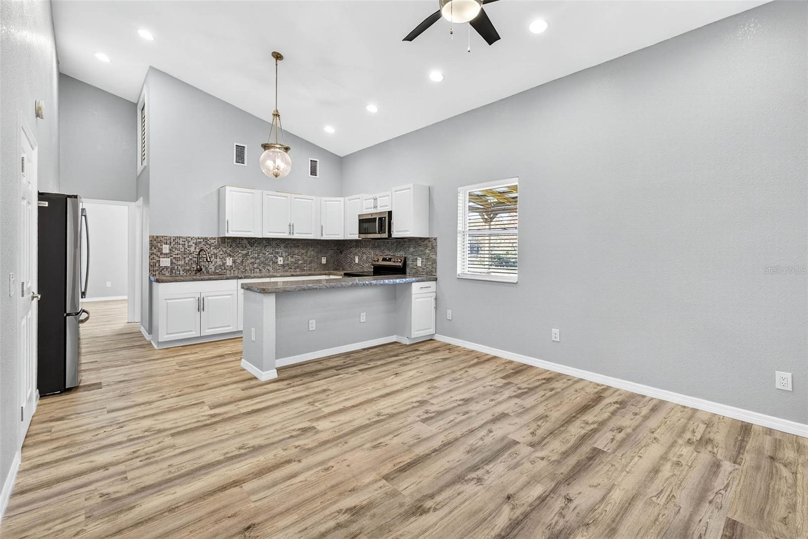 ZEPHYRHILLS COLONY CO - Residential