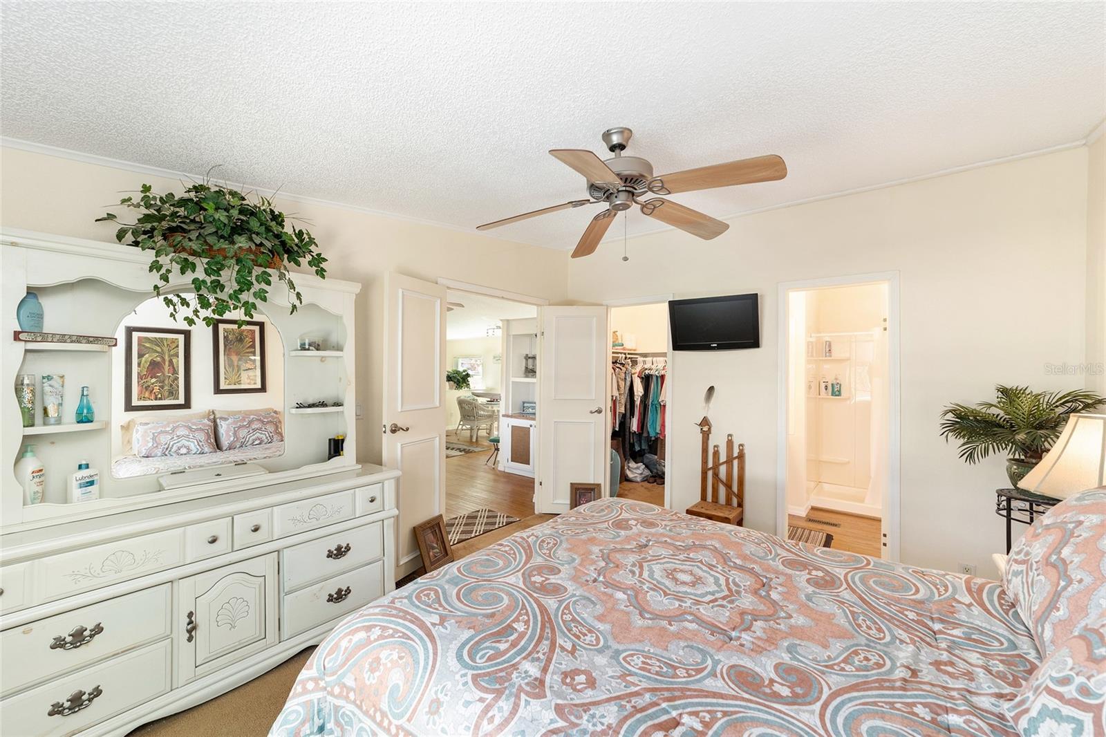 POINT LONESOME, UNRECORDED - Residential