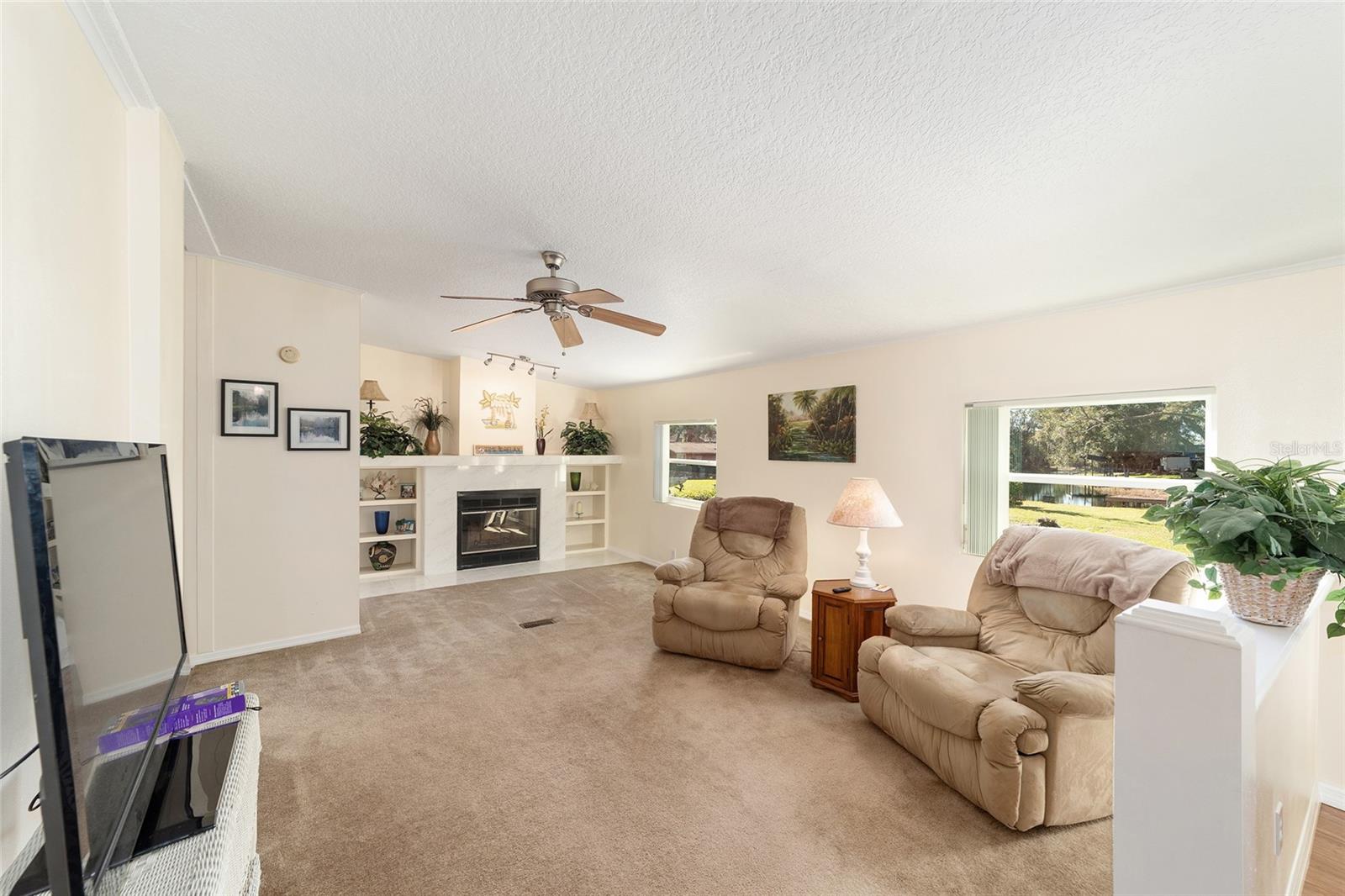 POINT LONESOME, UNRECORDED - Residential