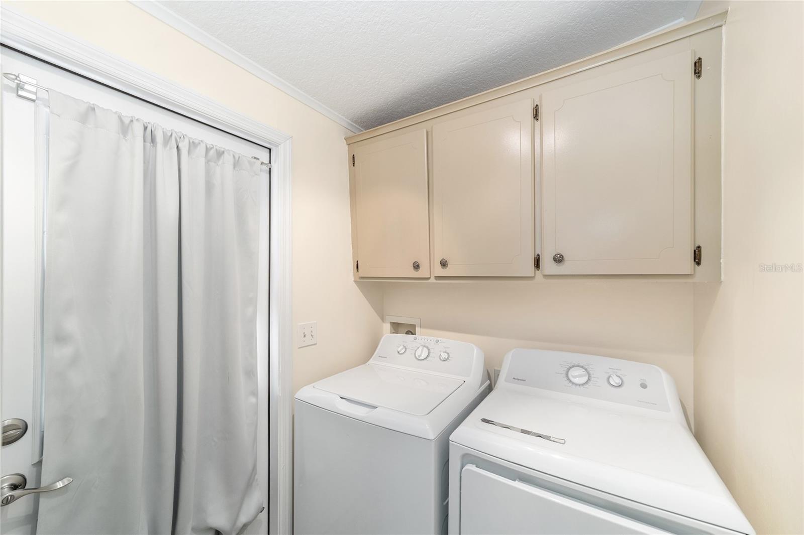 POINT LONESOME, UNRECORDED - Residential