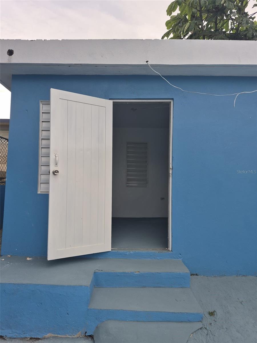 1 BARRIO MORA