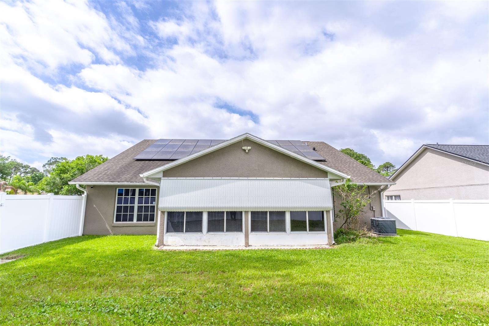 STURBRIDGE - Residential