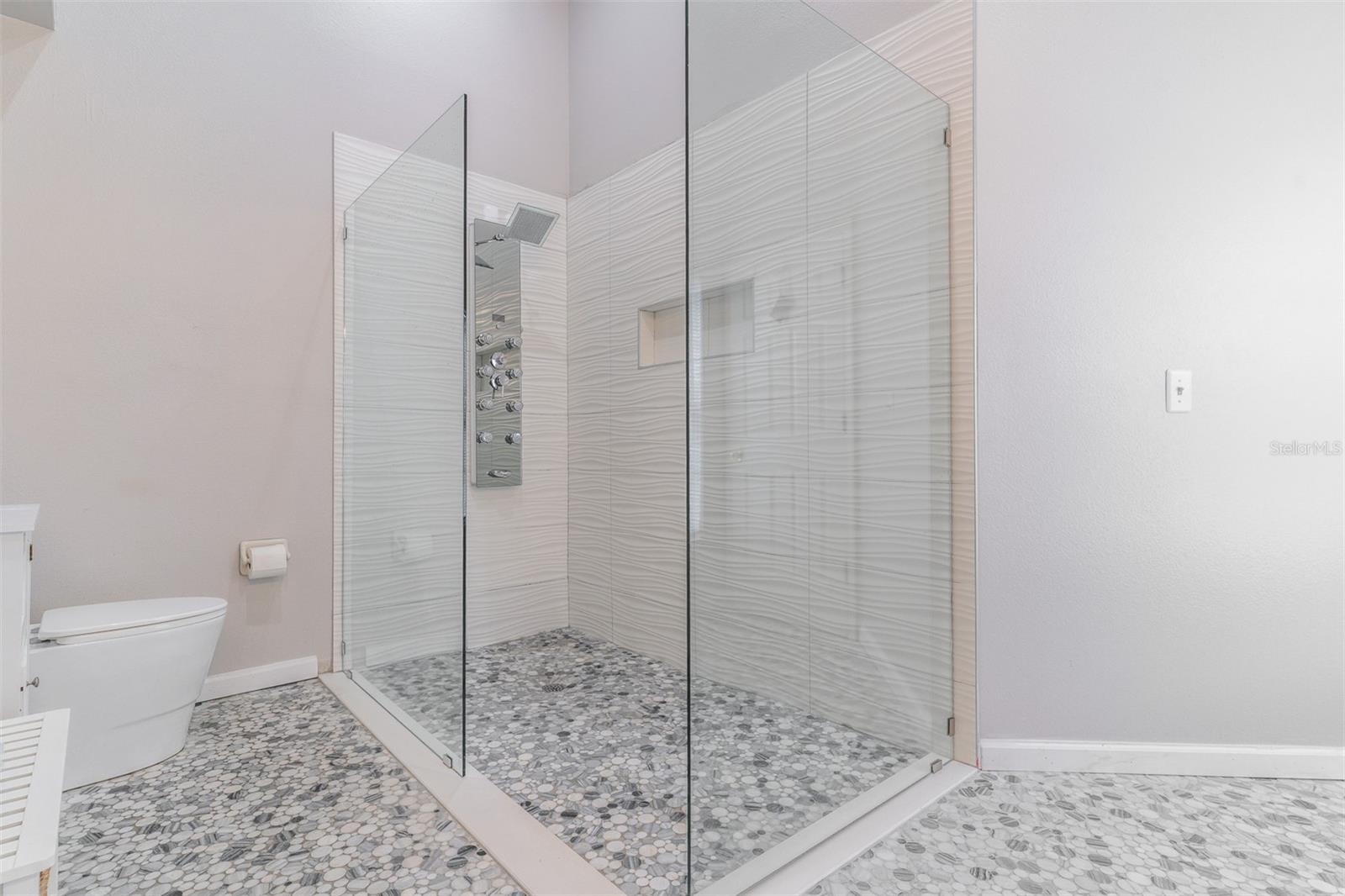 STURBRIDGE - Residential