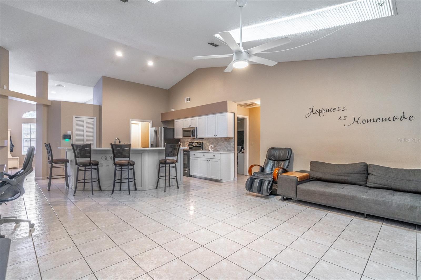 STURBRIDGE - Residential