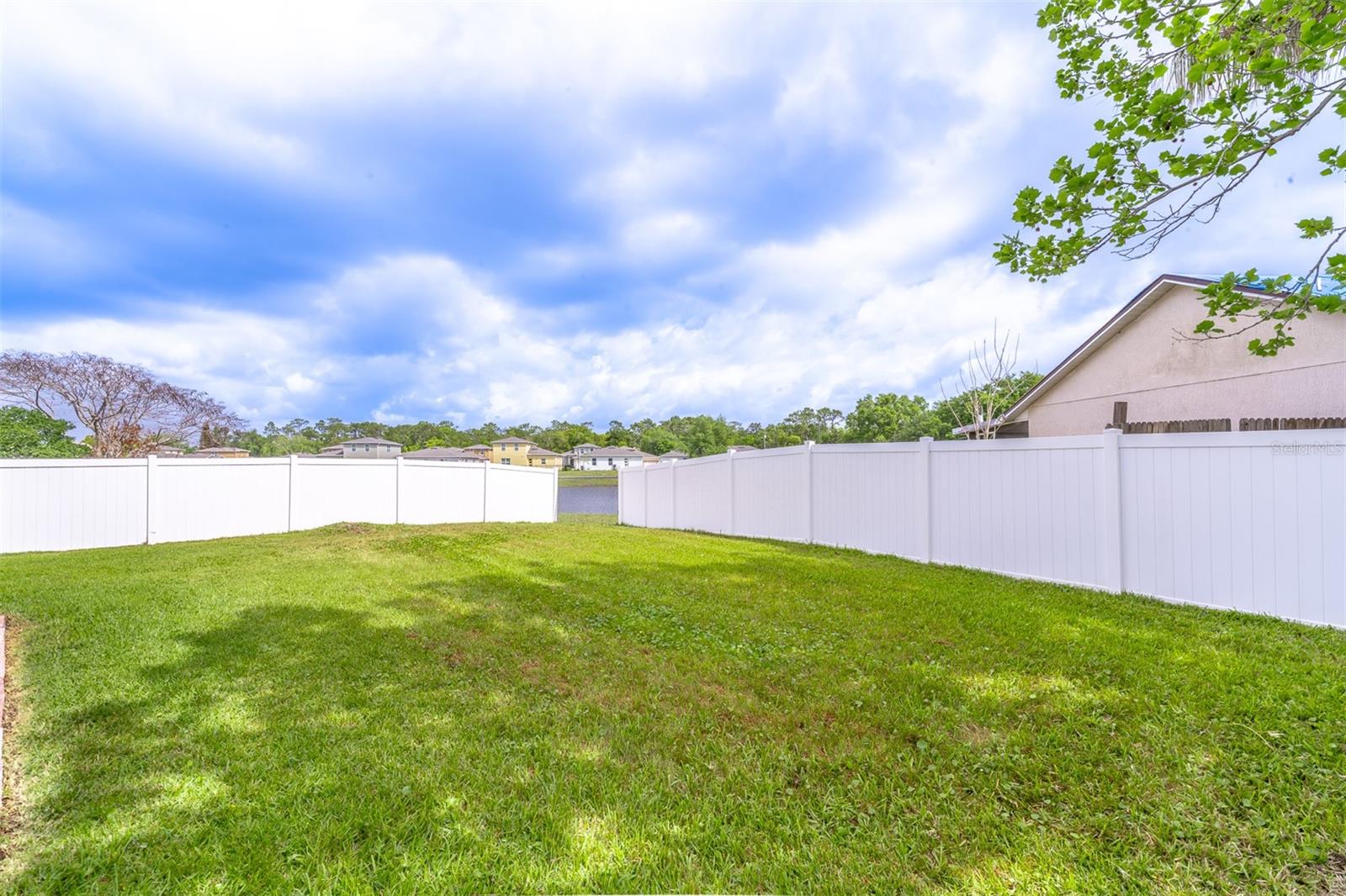 STURBRIDGE - Residential