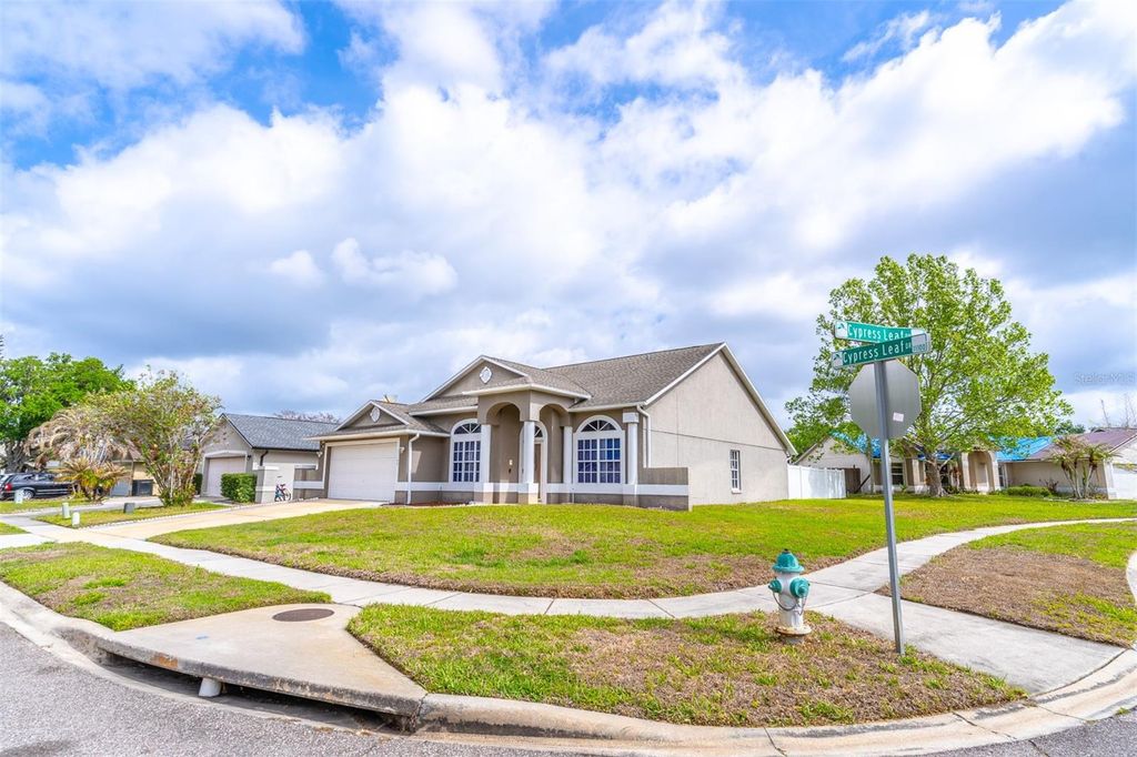 Photo of 11145 Cypress Leaf Drive, Orlando, FL 32825 (MLS # O6395412)