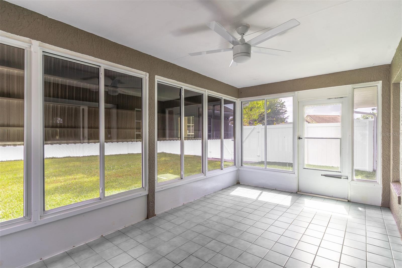 STURBRIDGE - Residential