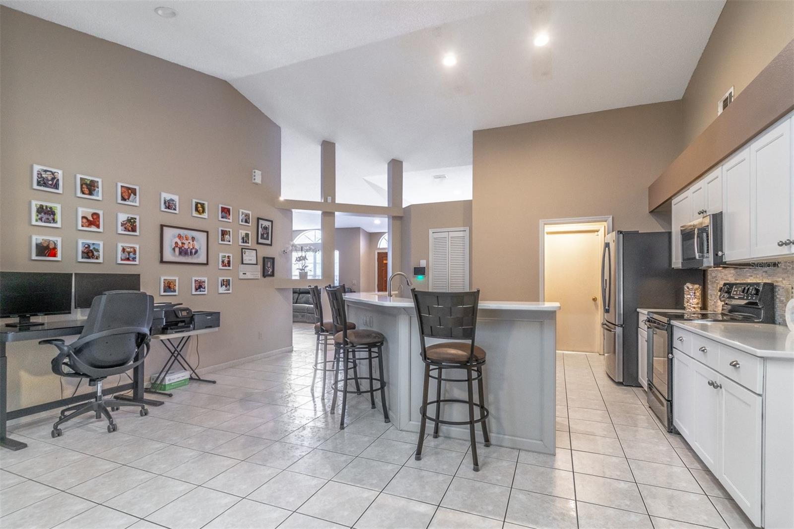 STURBRIDGE - Residential