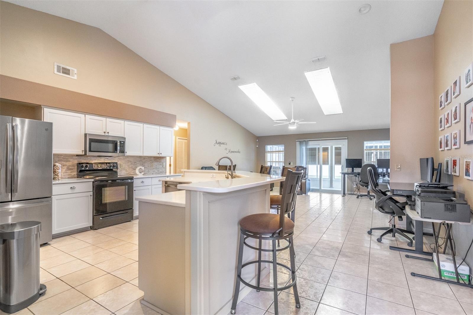 STURBRIDGE - Residential