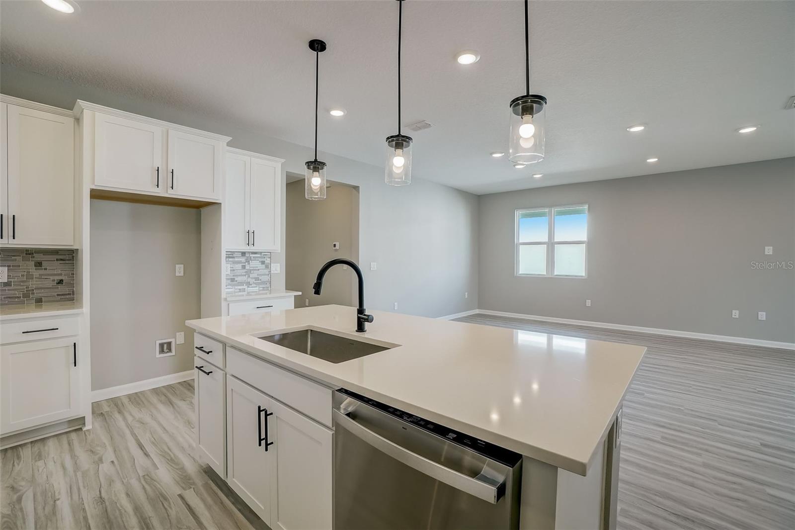 EDEN HILLS PH 2 - Residential Lease