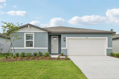 Photo of 7705 Satterfield Terrace, Parrish, FL 34219 (MLS # TB8488646)