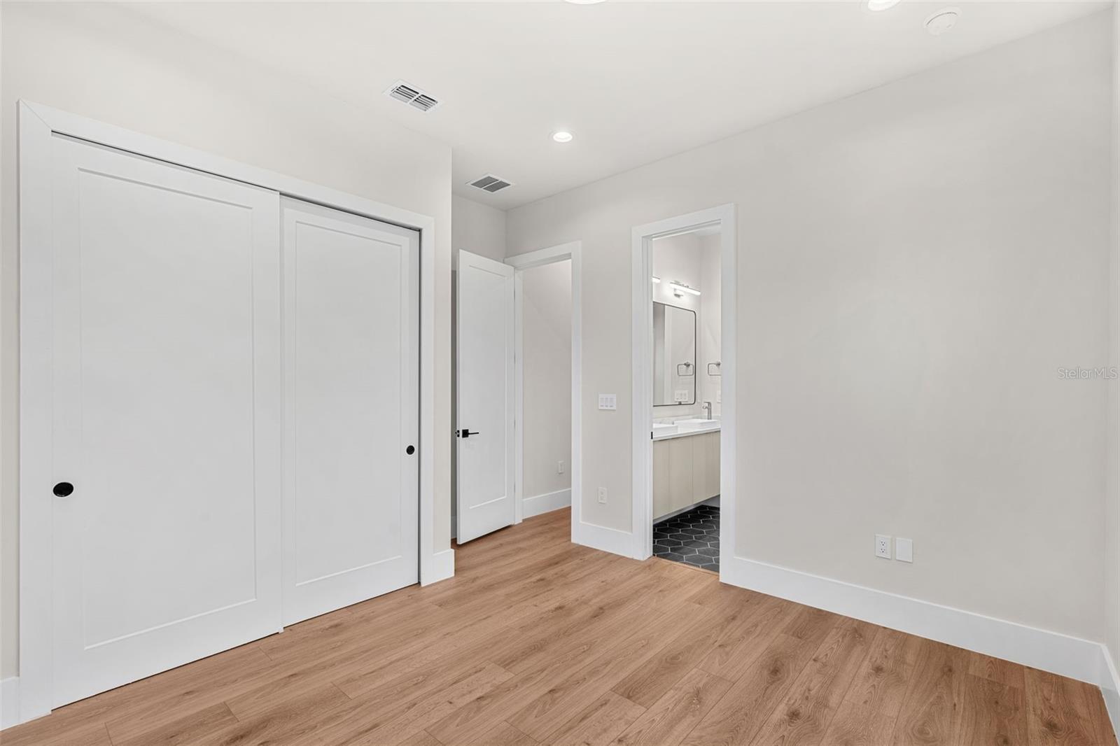 SYLVAN HEIGHTS - Residential