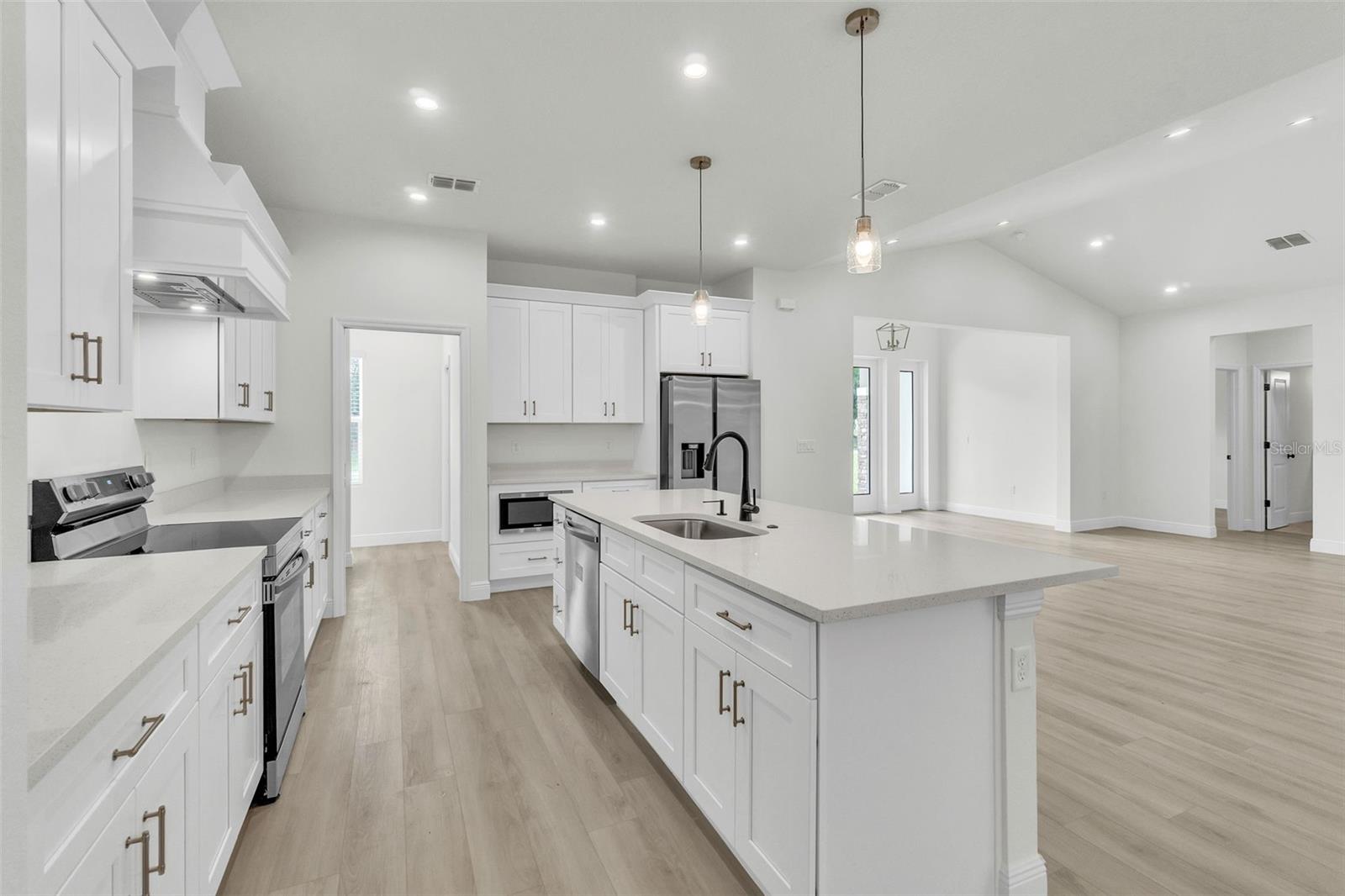 SPRING LAKE PINES SUB - Residential
