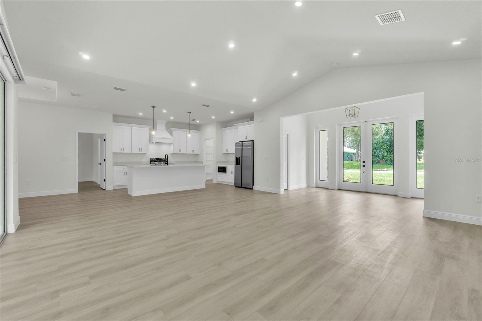 SPRING LAKE PINES SUB - Residential