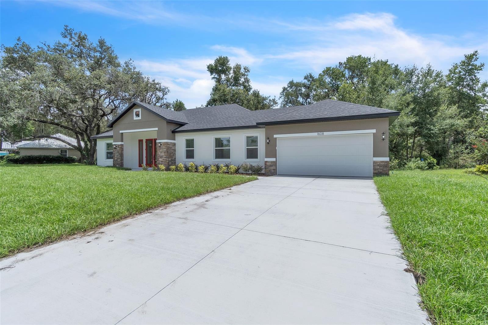 1608 HICKORY RIDGE DRIVE