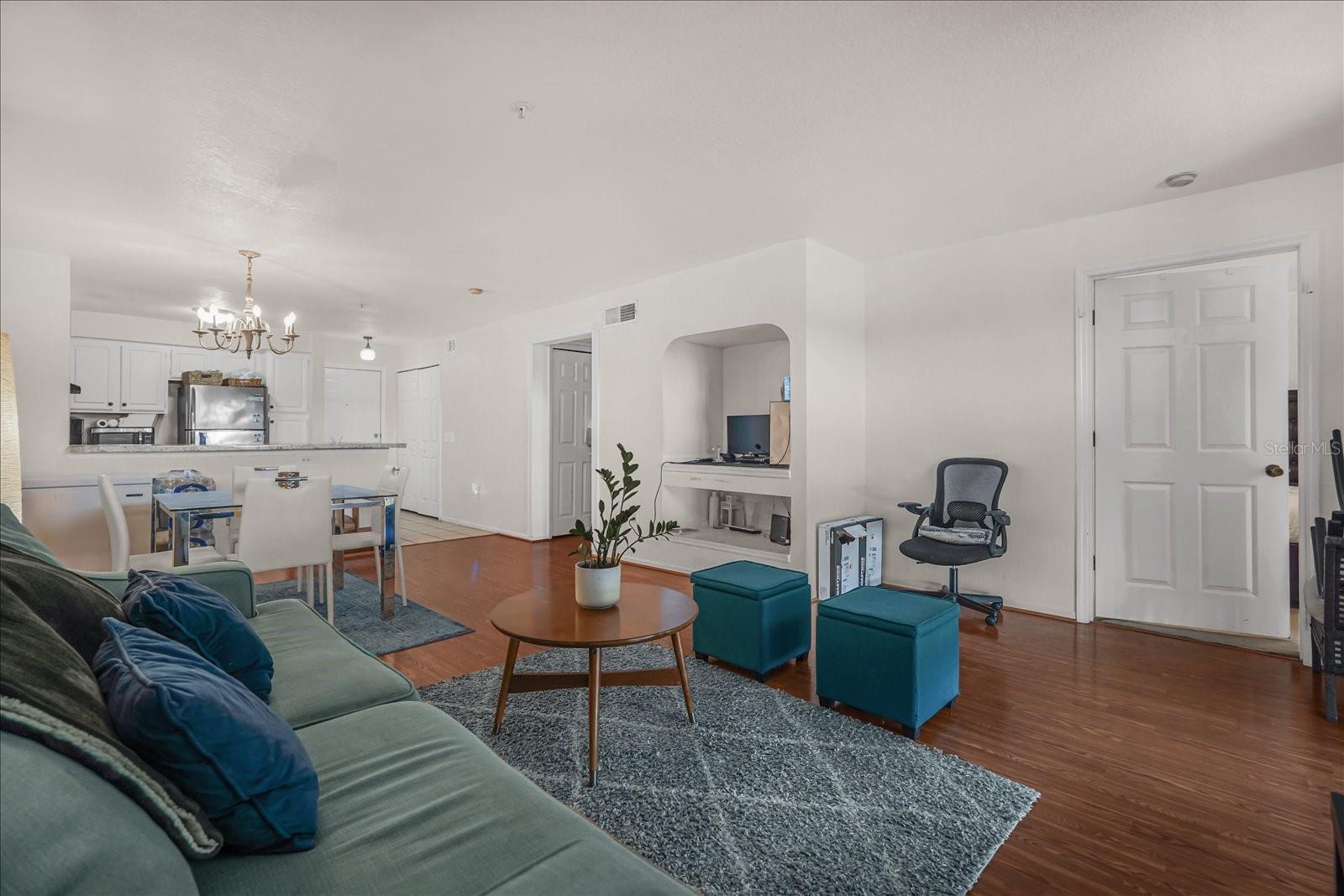 AUDUBON VLS/HUNTERS CRK CONDO - Residential