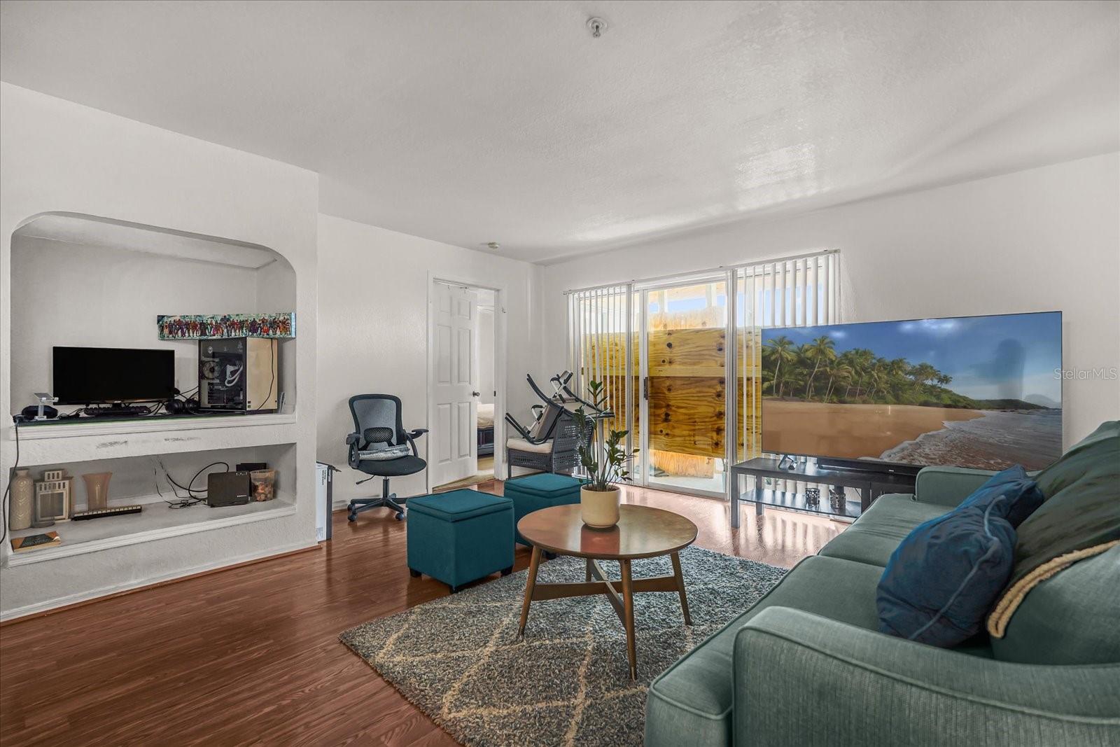 AUDUBON VLS/HUNTERS CRK CONDO - Residential