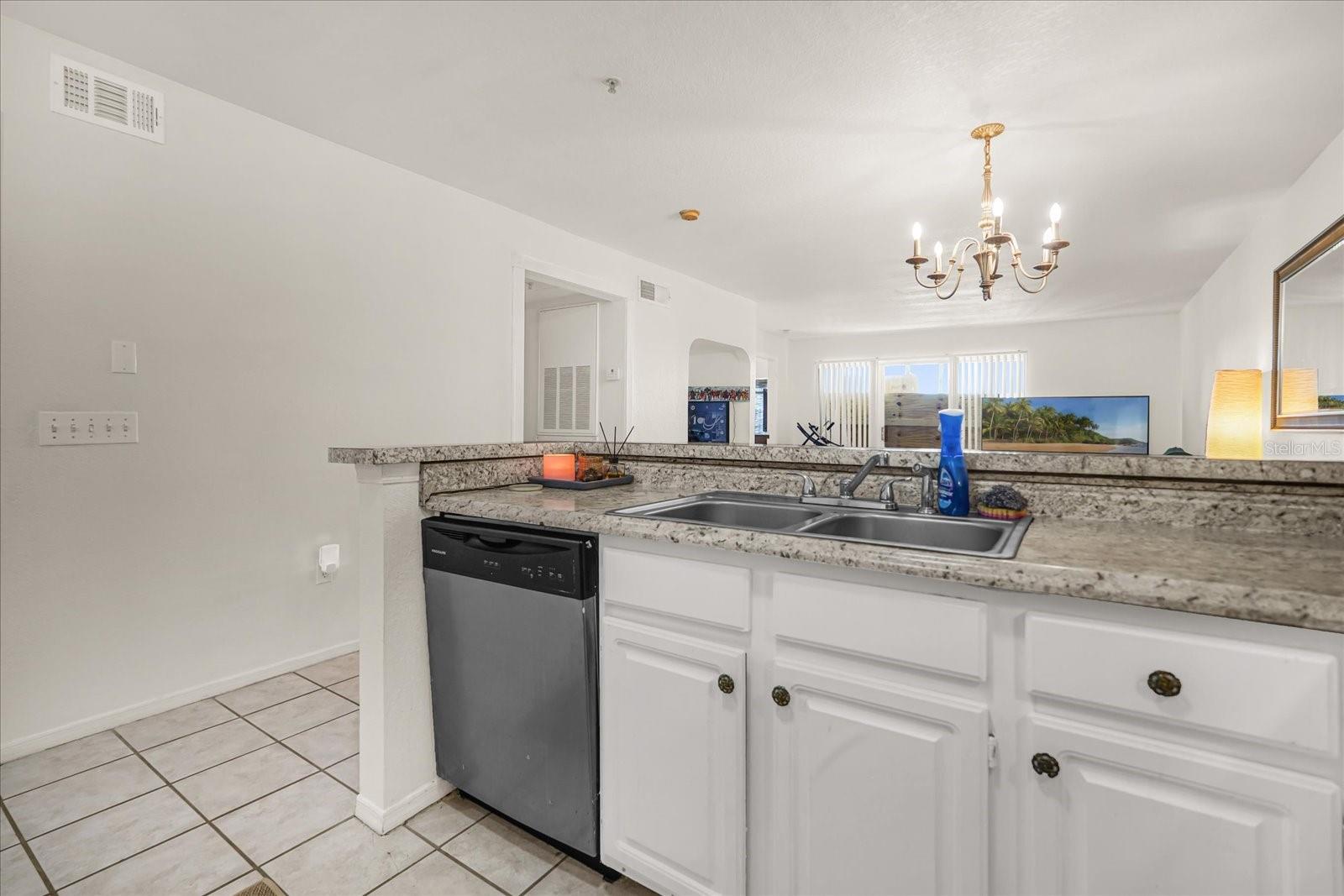 AUDUBON VLS/HUNTERS CRK CONDO - Residential