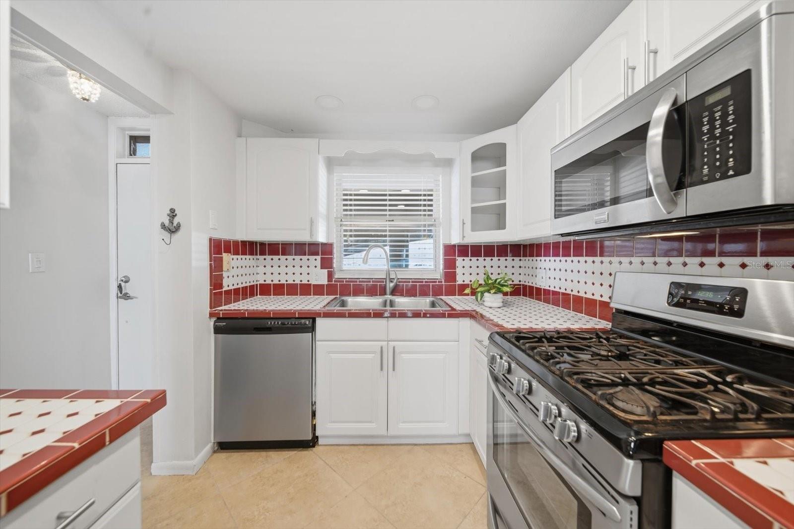 TOWN SHORES OF GULFPORT - Residential