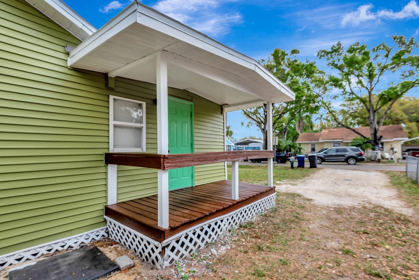 PINECREST - Residential