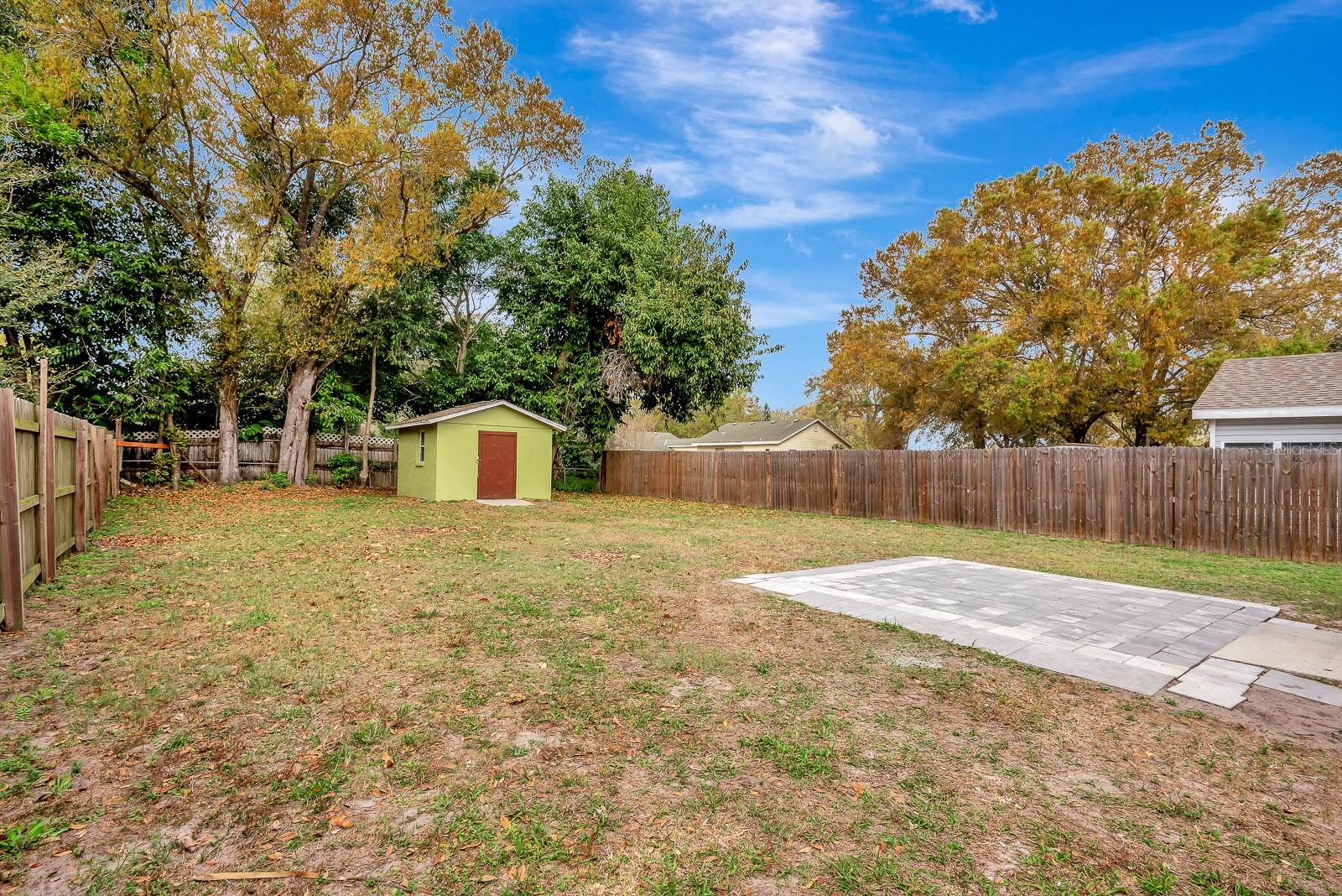 PINECREST - Residential