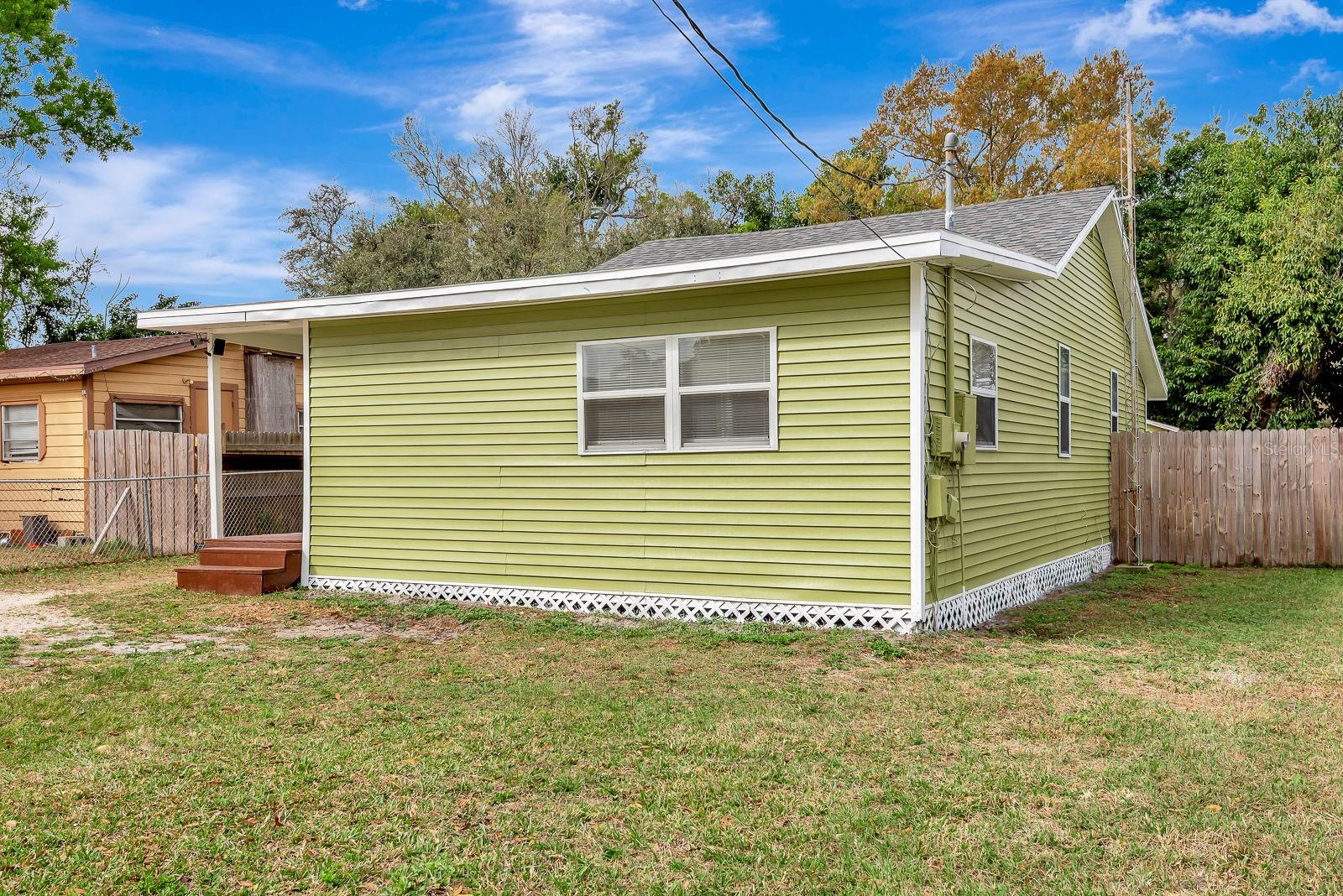 PINECREST - Residential