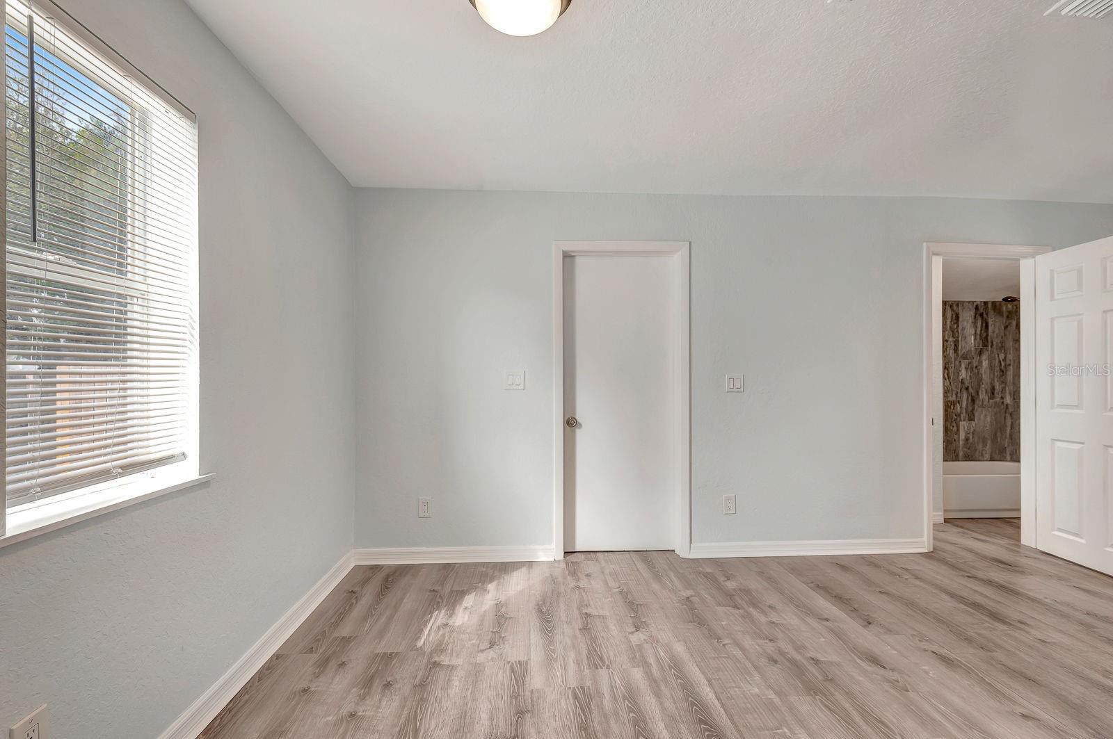 PINECREST - Residential