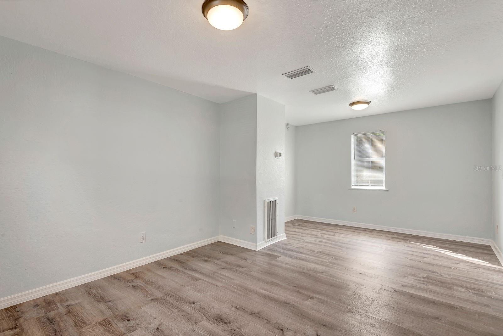 PINECREST - Residential