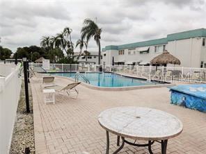 PARADISE SHORES - Residential Lease