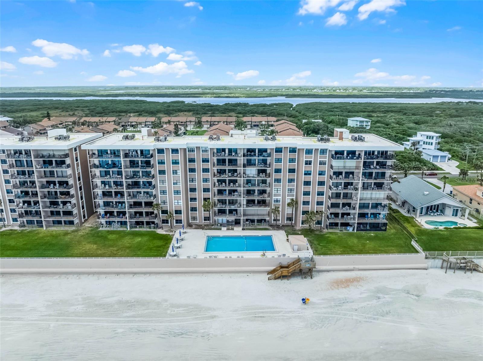 SANDCASTLE NORTH - Residential