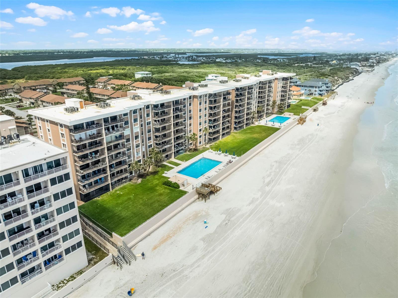 SANDCASTLE NORTH - Residential