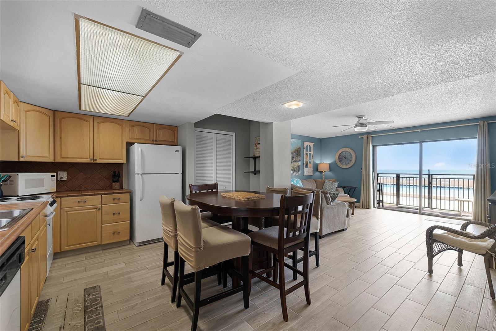 SANDCASTLE NORTH - Residential