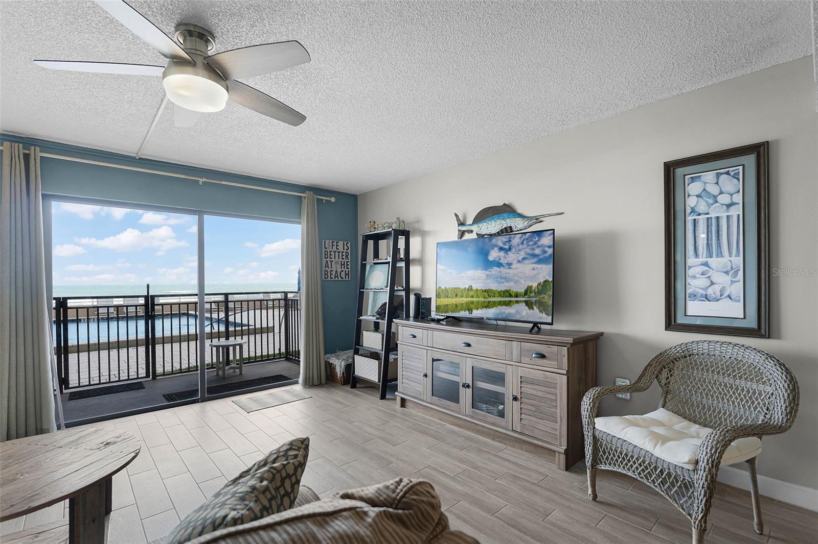 SANDCASTLE NORTH - Residential