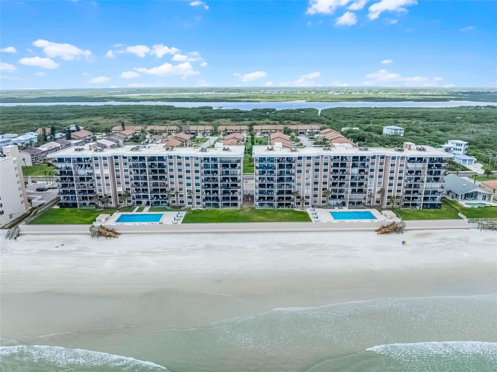 SANDCASTLE NORTH - Residential