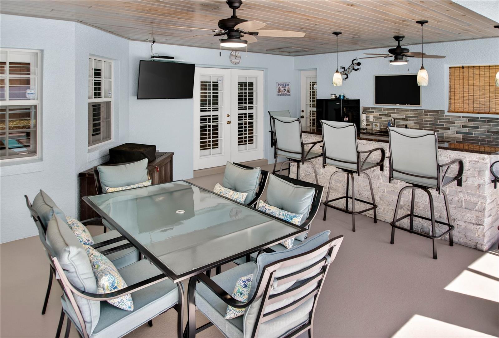 EAST LAKE RESERVE AT NARCOOSSEE UNIT 3 - Residential