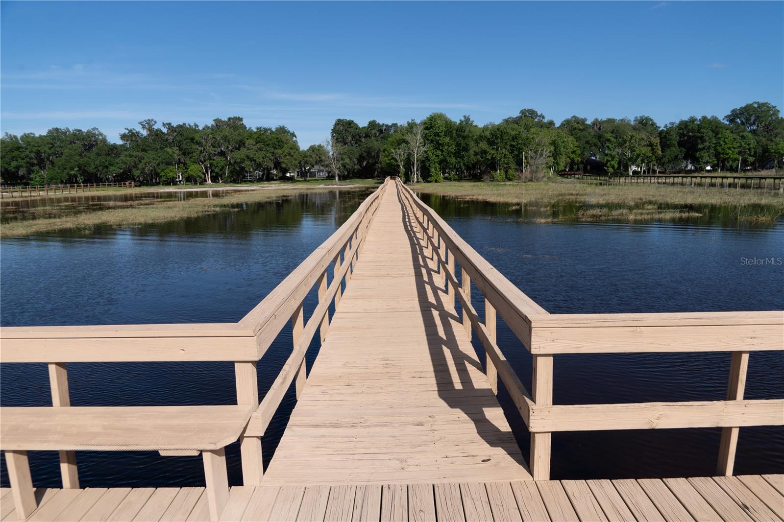 EAST LAKE RESERVE AT NARCOOSSEE UNIT 3 - Residential
