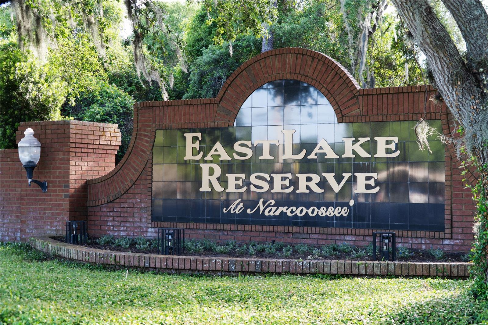 EAST LAKE RESERVE AT NARCOOSSEE UNIT 3 - Residential