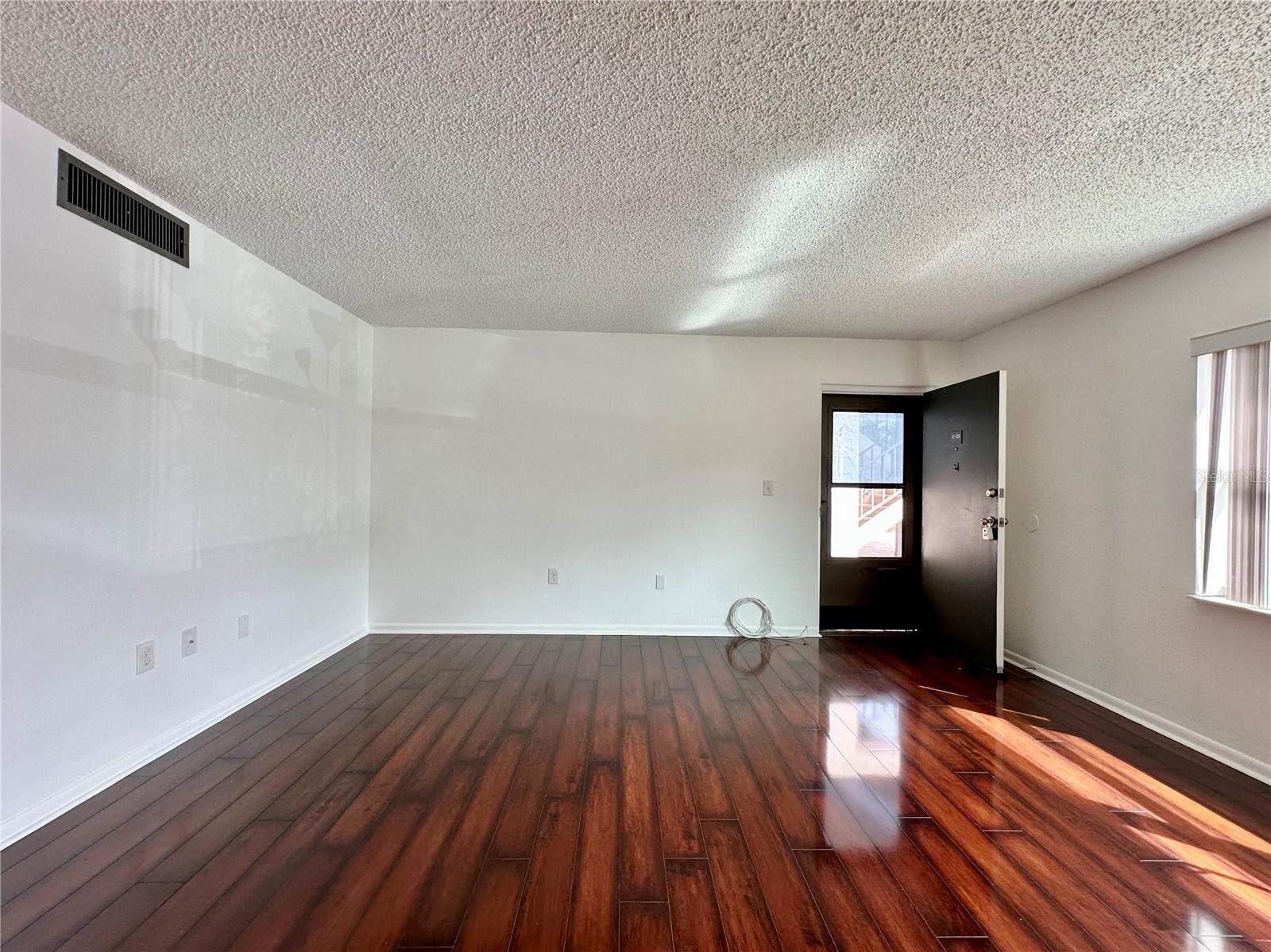208 NE MONROE CIRCLE N 101