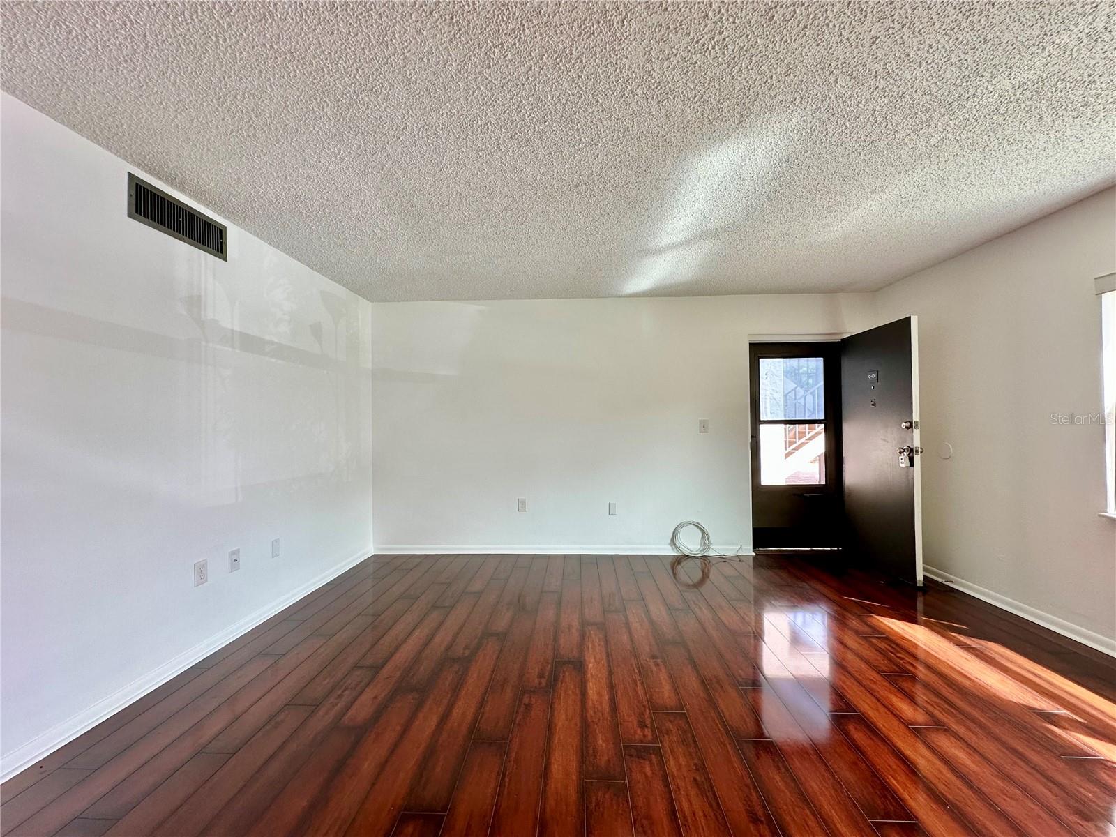 208 NE MONROE CIRCLE N 101