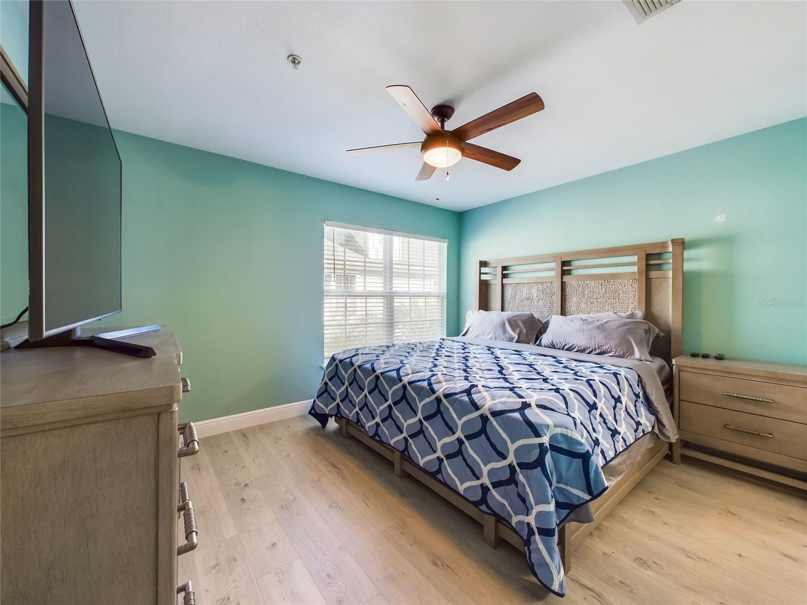 ADMIRALS WALK - Residential Lease