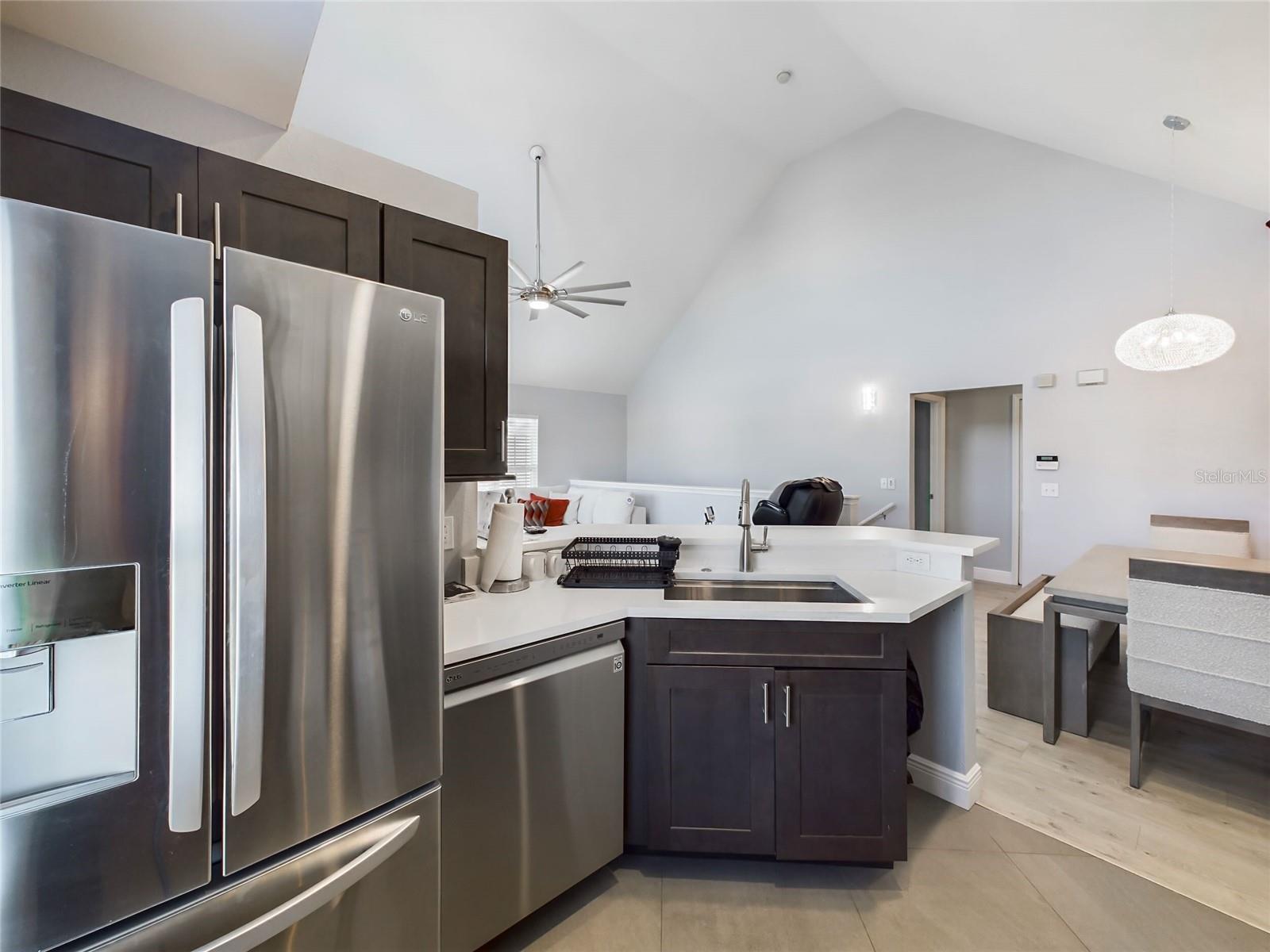 ADMIRALS WALK - Residential Lease