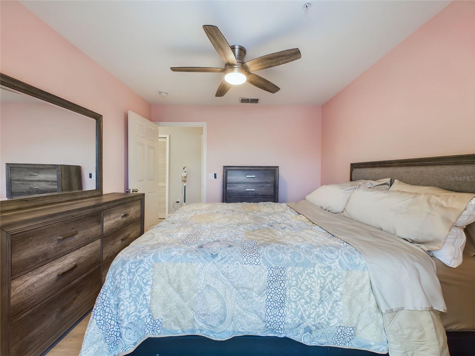 ADMIRALS WALK - Residential Lease