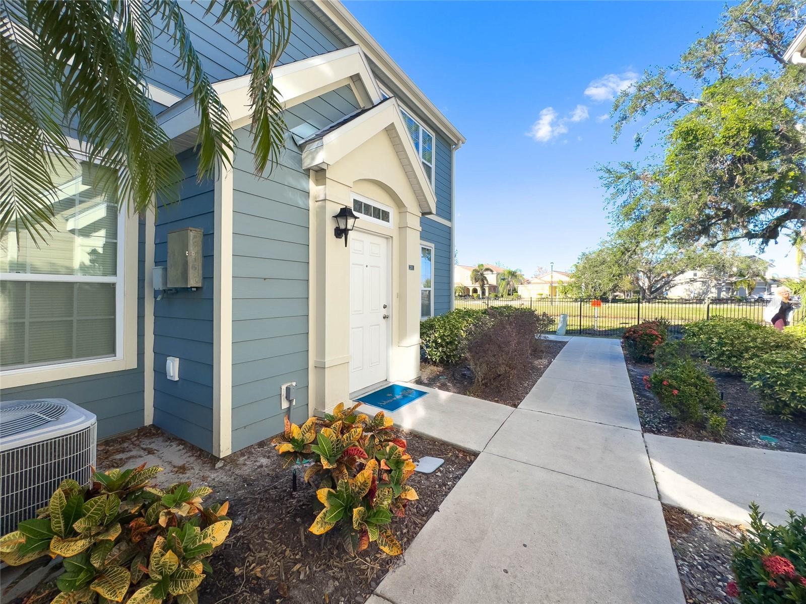 ADMIRALS WALK - Residential Lease