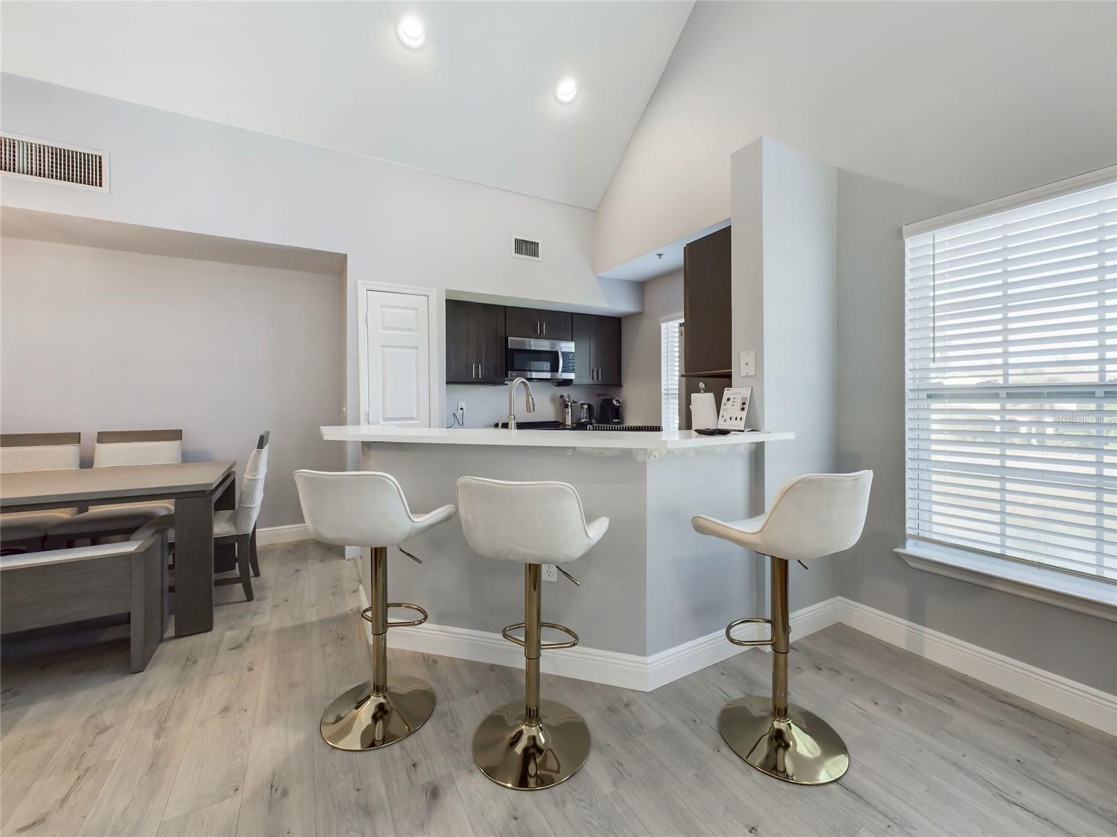 ADMIRALS WALK - Residential Lease