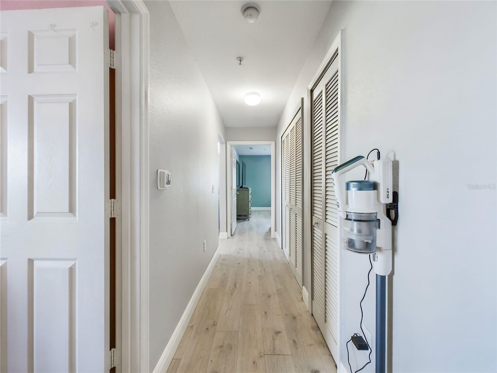 ADMIRALS WALK - Residential Lease