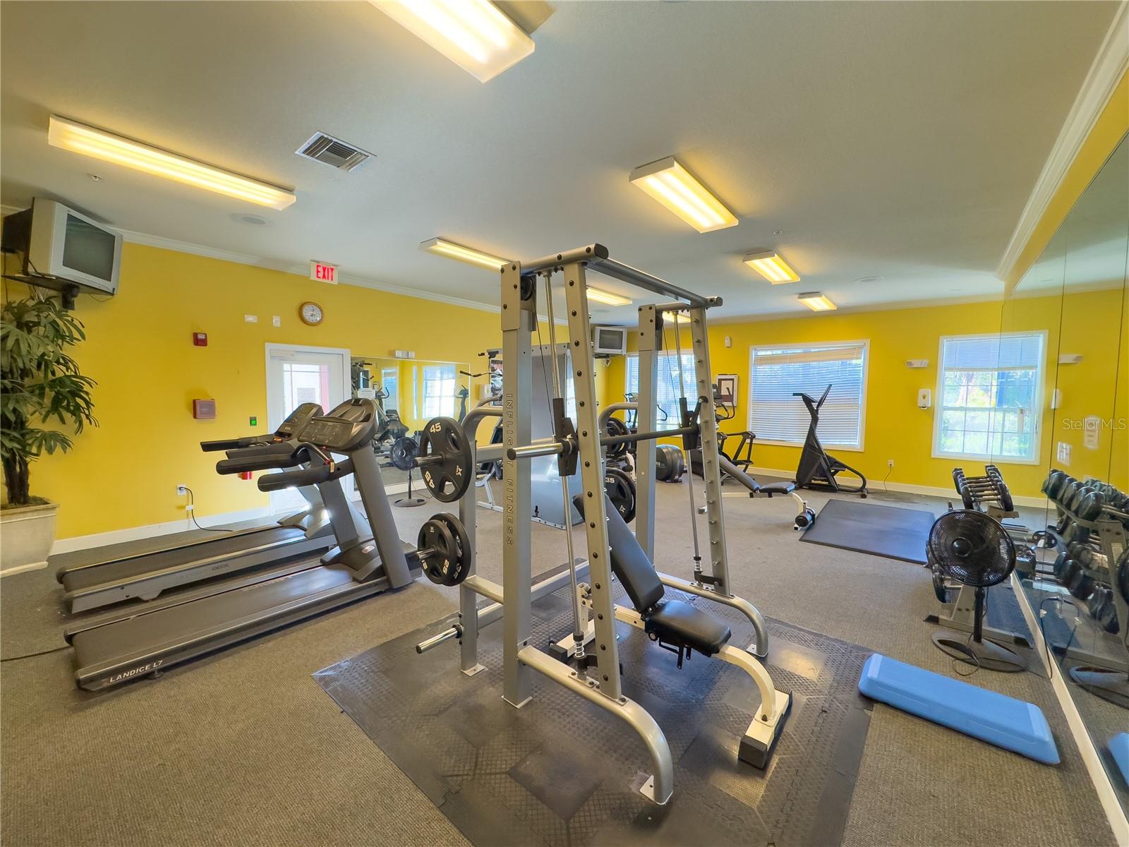 ADMIRALS WALK - Residential Lease