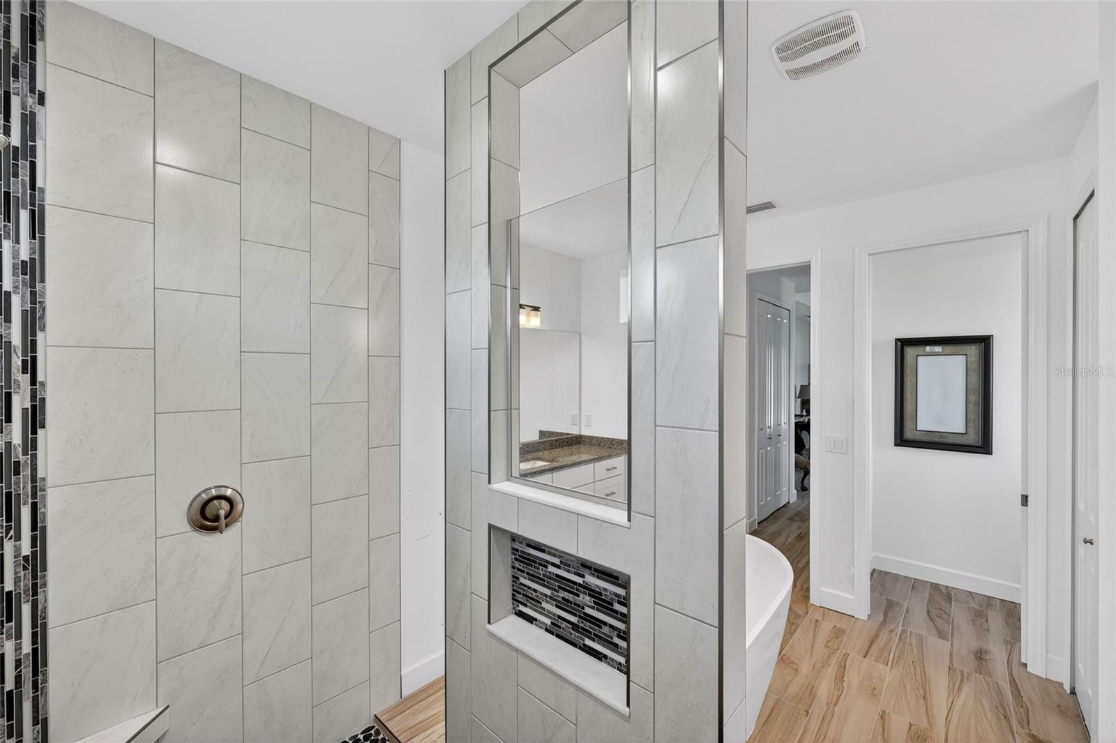 ROTONDA WEST BROADMOOR - Residential