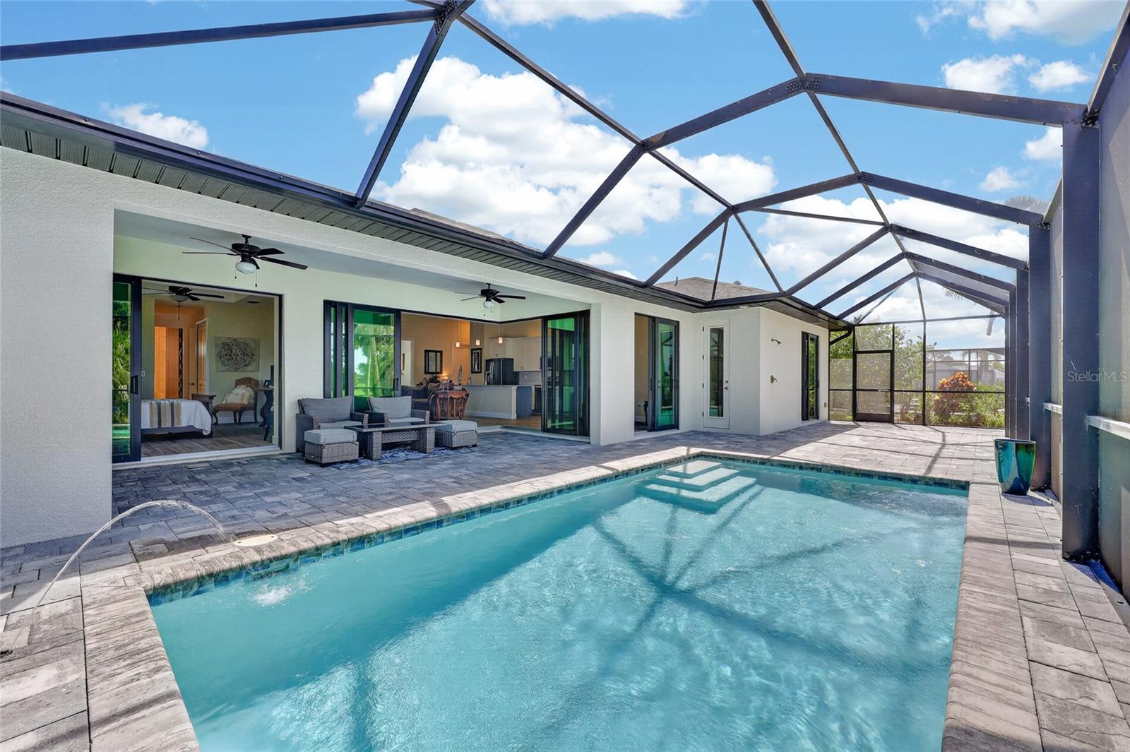 ROTONDA WEST BROADMOOR - Residential